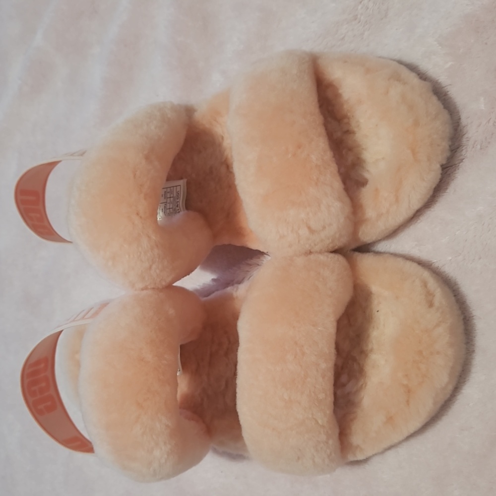 Ugg Fluffy